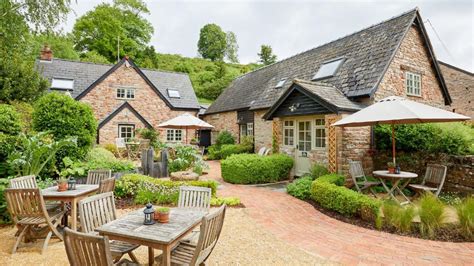 tudor farmhouse hotel clearwell.